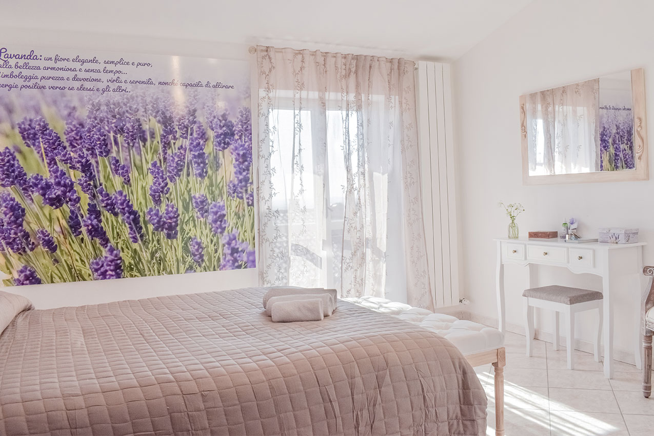 Domus-aromatica-assisi-camera-matrimoniale-in-affitto-lavanda-4