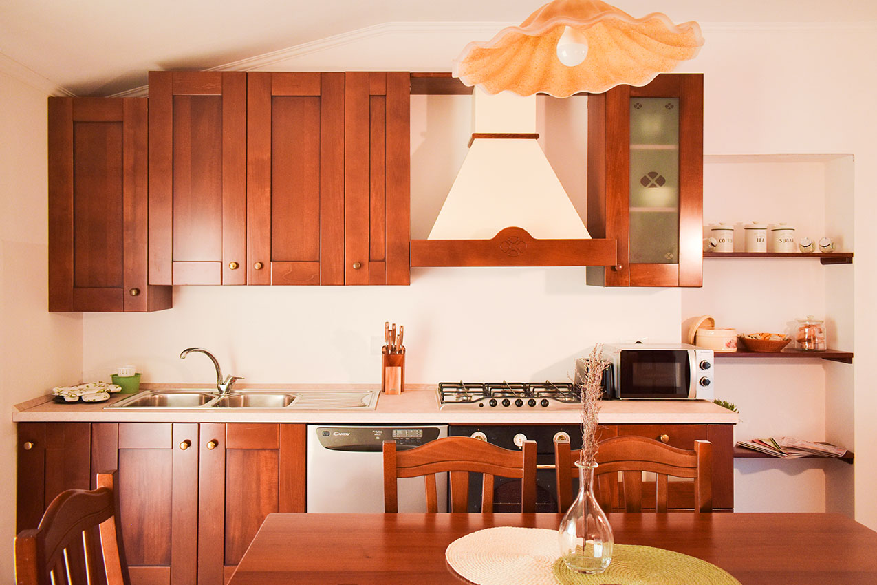 cucina-domus-aromatica-affittacamere-in-assisi
